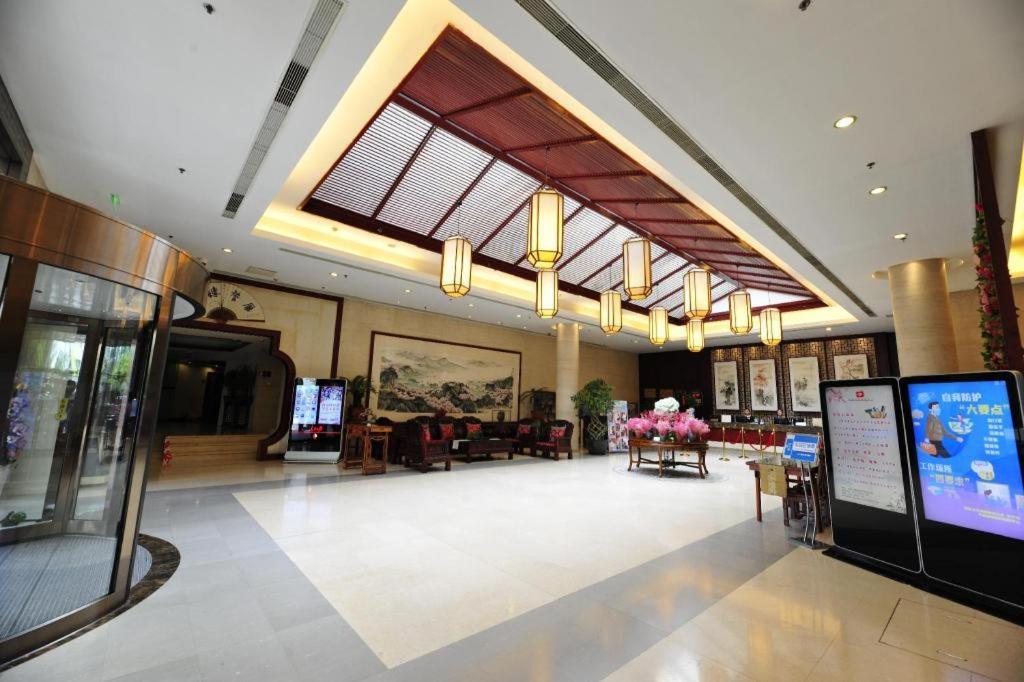 Beijing Post Hotel Exterior photo